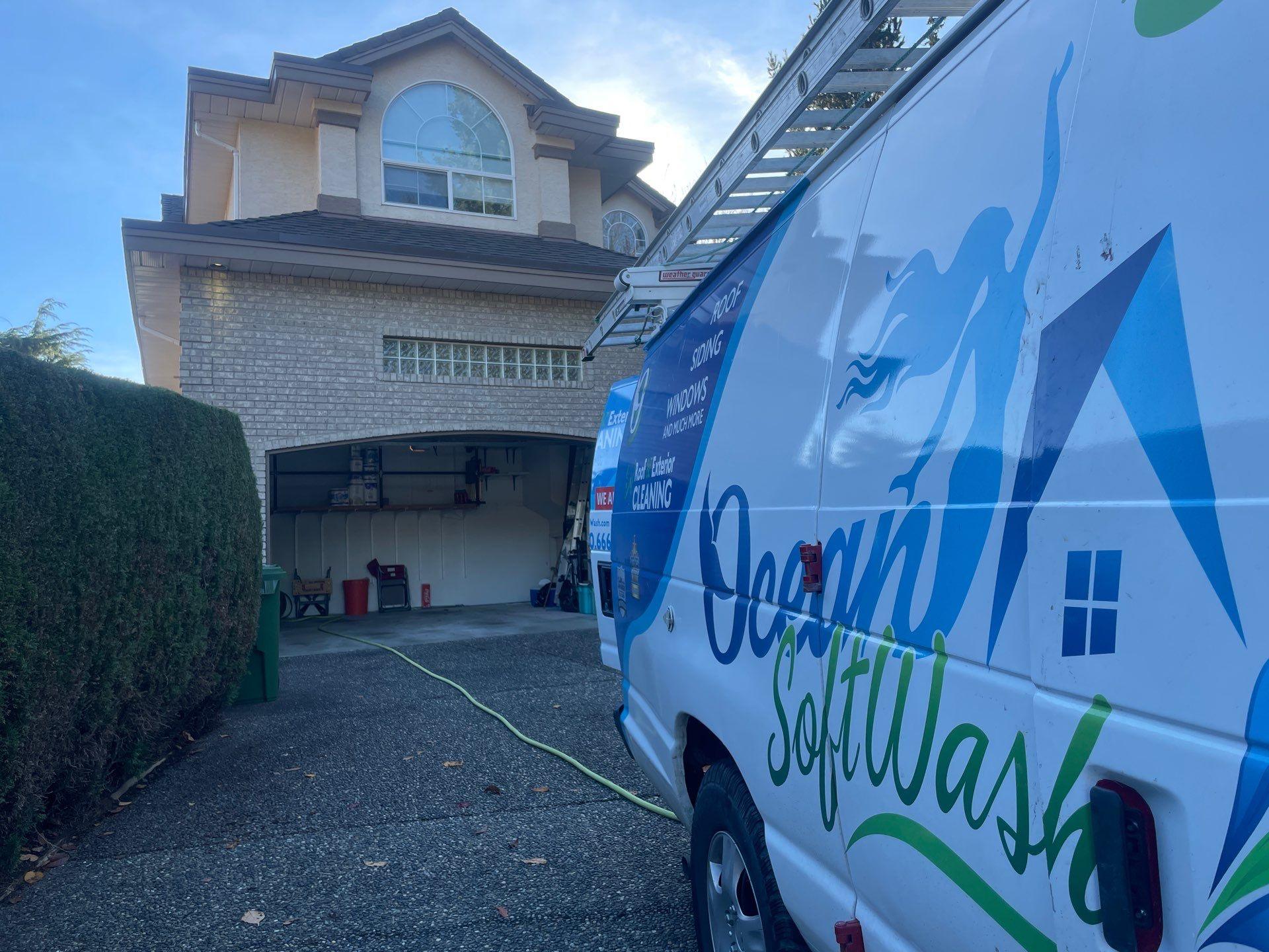 Langley roof clean and house wash